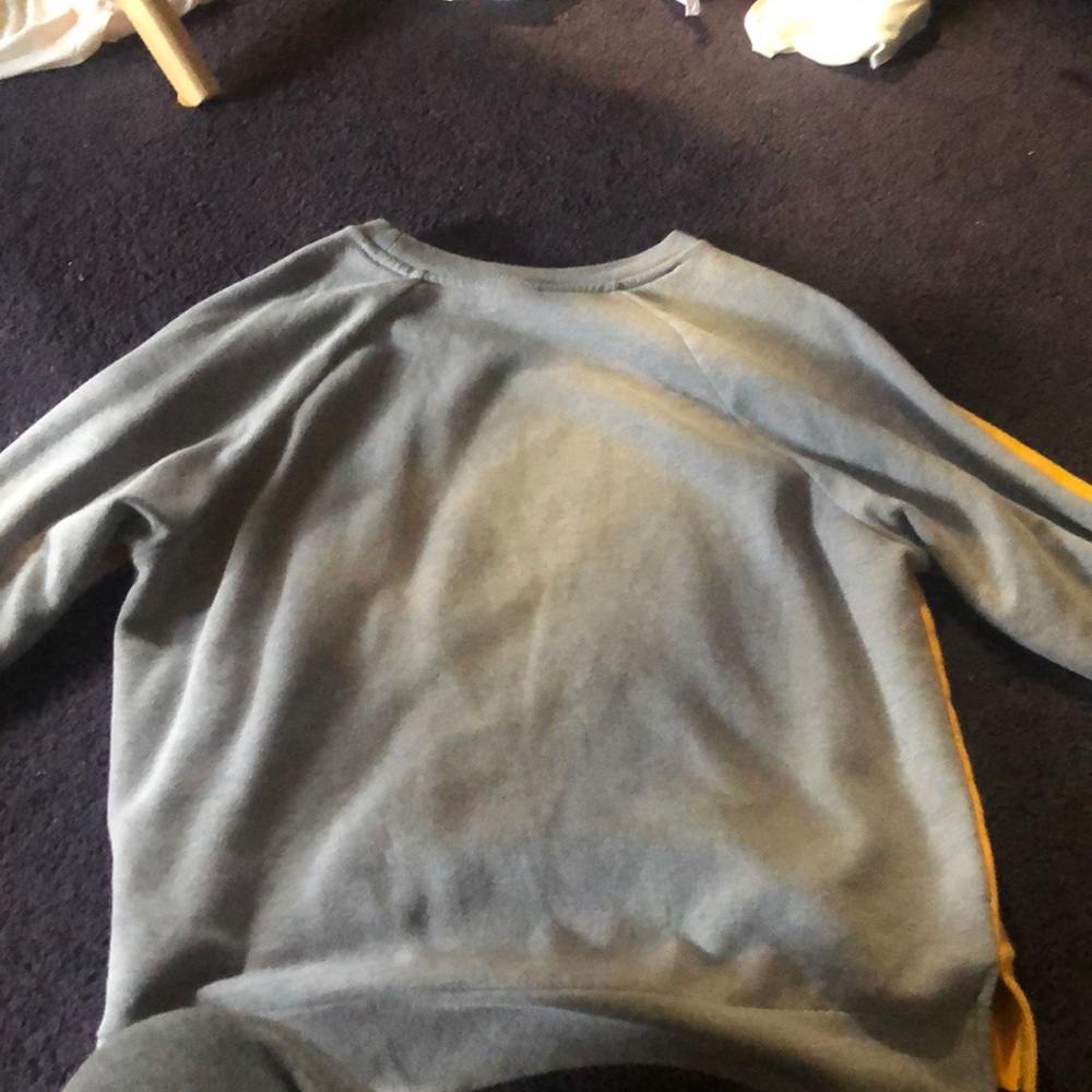 Sweatshirt - Picture 2 of 2
